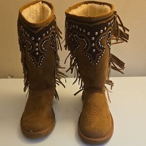 NWOT Montana West Suede Tan Fringe Sherpa lined  Boots sz 10